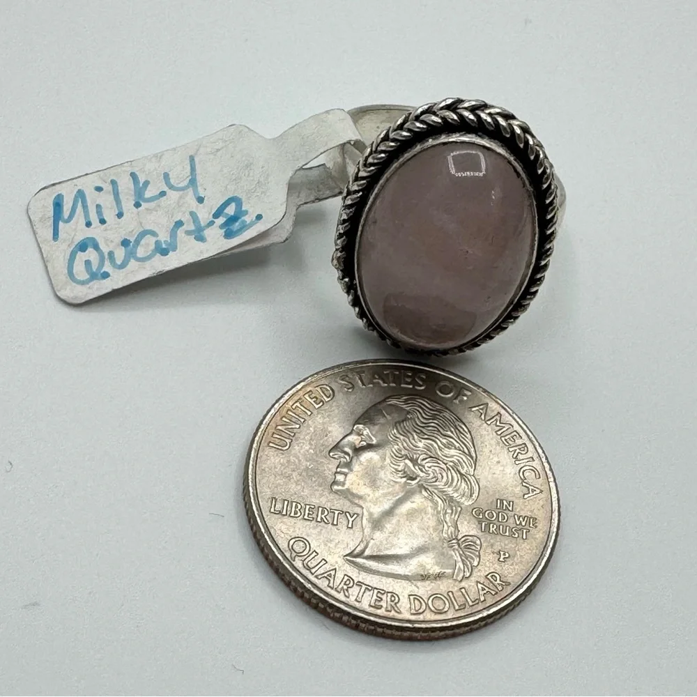 New Silver Tone Milky Quartz Oval Ring Size 9